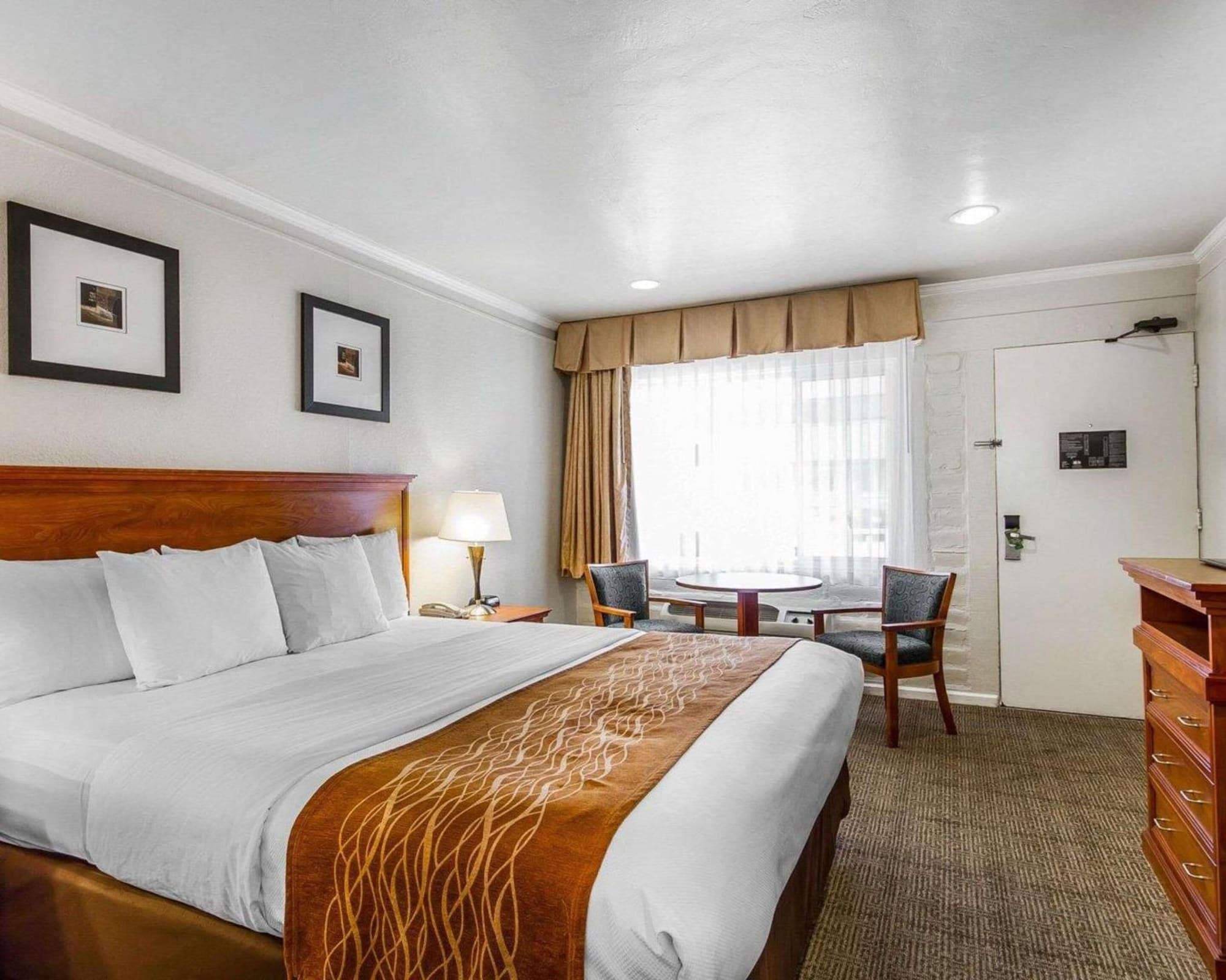 The Inn At 1252 Monterey Bagian luar foto