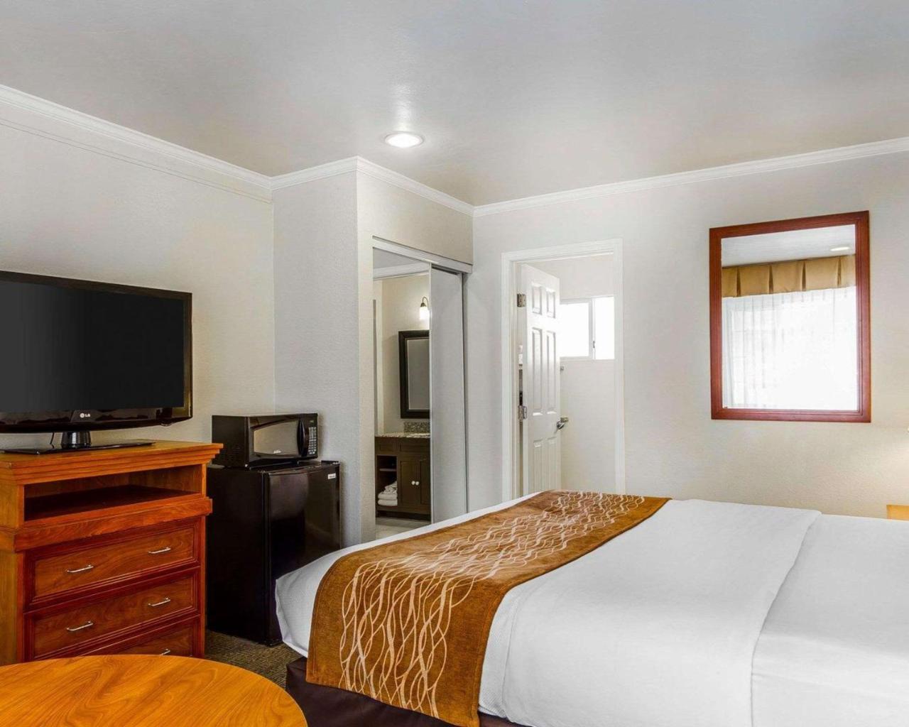 The Inn At 1252 Monterey Bagian luar foto