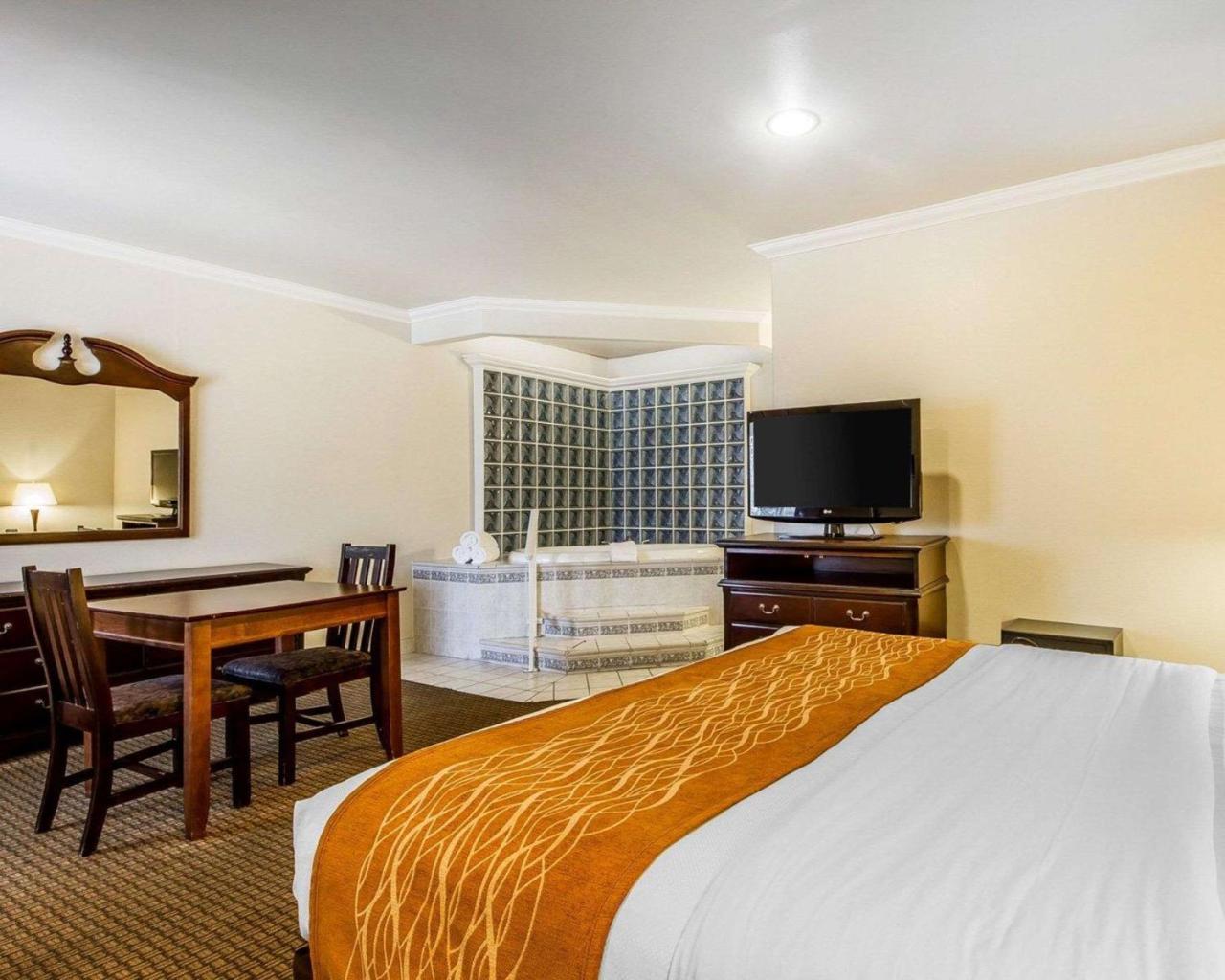 The Inn At 1252 Monterey Bagian luar foto